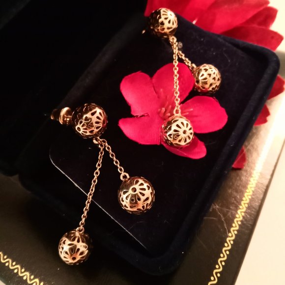 🎁 FREE GIFT INCLUDED 🎁 Gold Tone Fashion Jewelry Earrings Ball & Chain - Picture 3 of 7